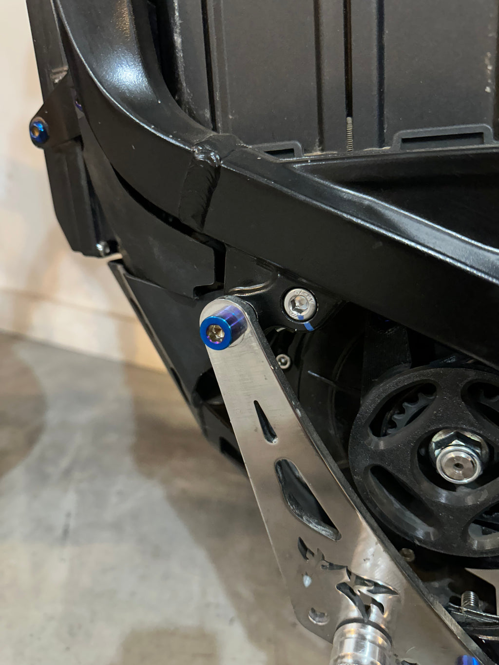 Shiftlock Titanium Bolts